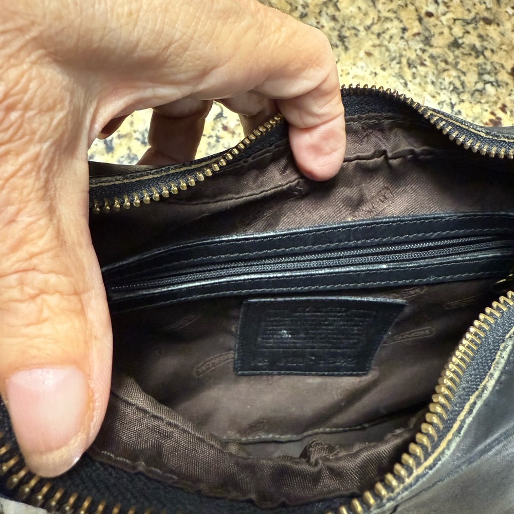 Coach Midnight Black Leather Shoulder Bag - Picture 4 of 4
